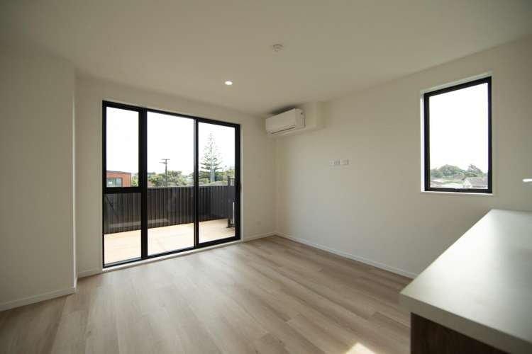 12 Humphreys Place Mangere_7
