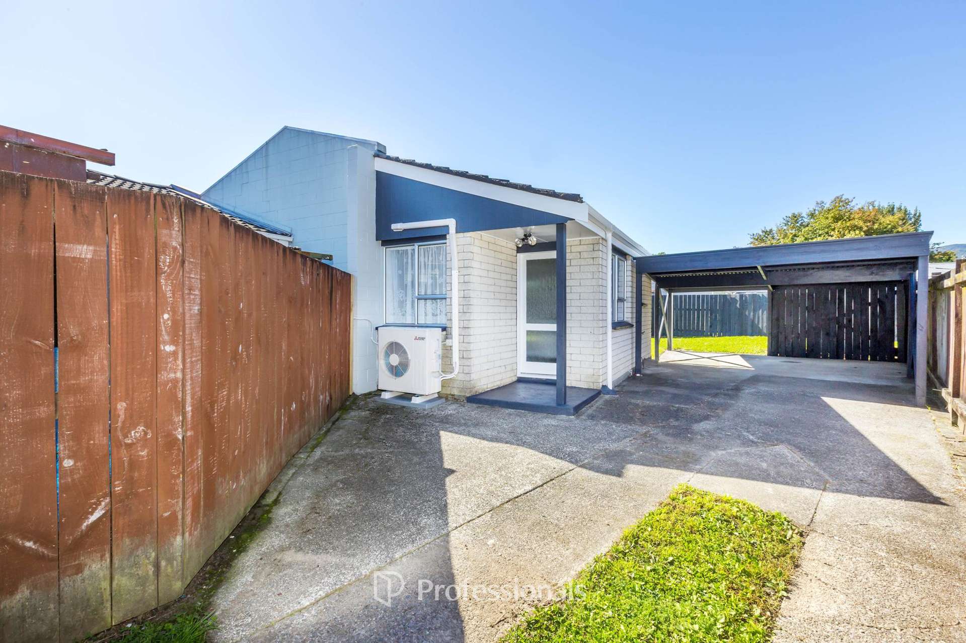 22B Akron Grove Totara Park_0