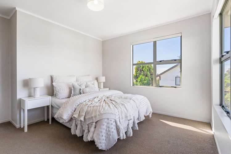 159 Chivalry Road Glenfield_11