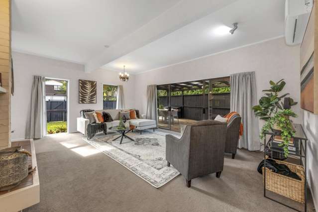 1/70 Mirrabooka Avenue Botany Downs_3