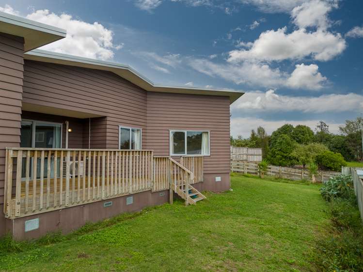 55 Alpers Ridge Leamington_19