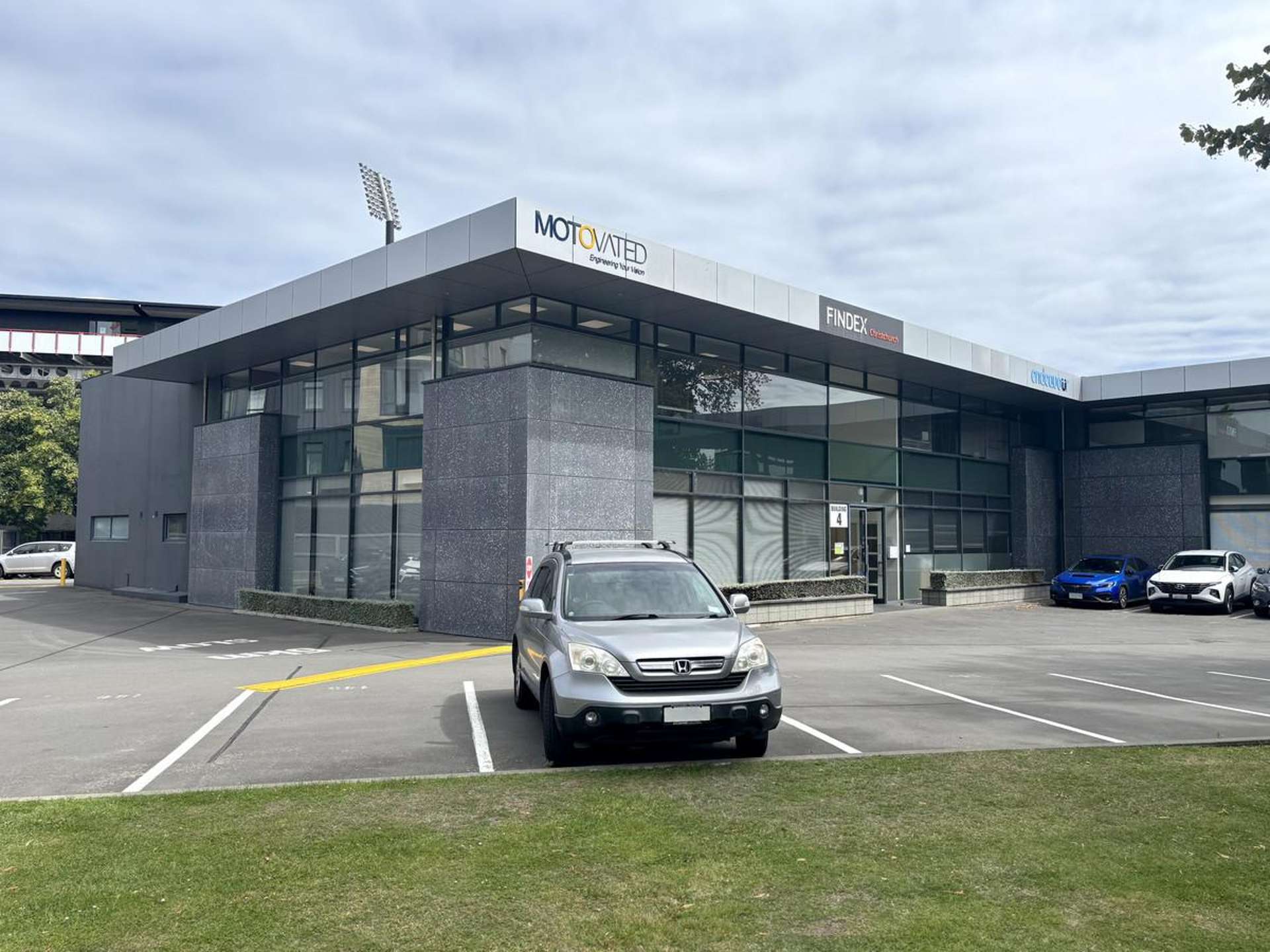 4/1 Show Place Addington_0