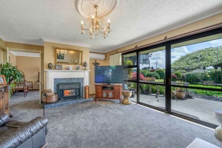 779 Queens Drive Waikiwi_10