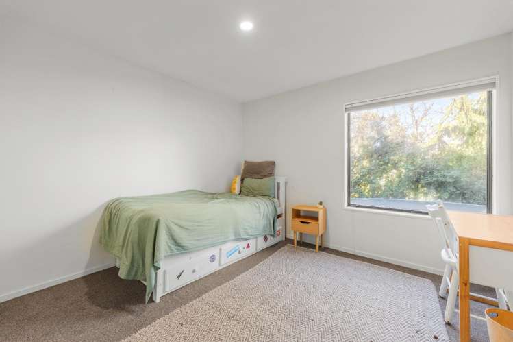 B/8 Wye Place Fernhill_12