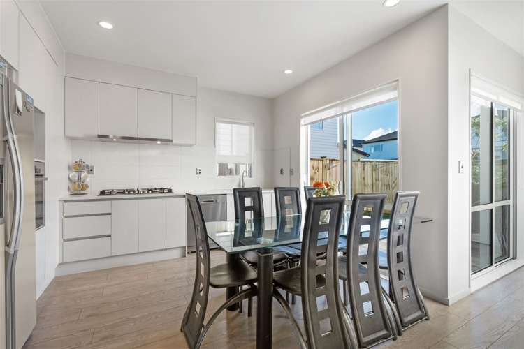 10 Calcite Avenue Flat Bush_3