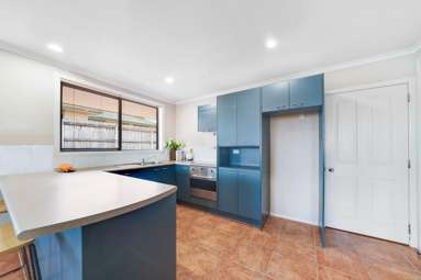 24 Mt Lebanon Crescent_2