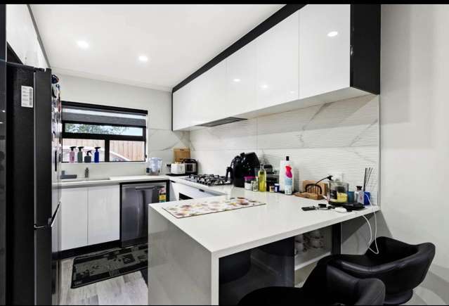 10F George Street Mangere_2