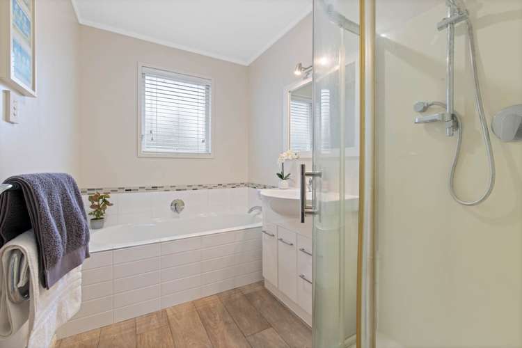 2/2 Pine Terrace Howick_8