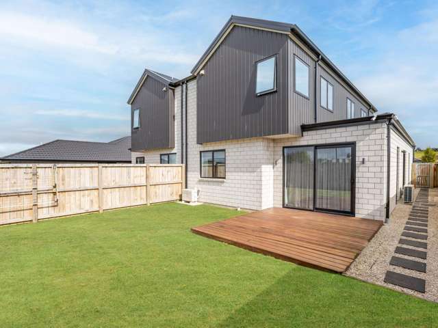 2/10 Bourn Heath Drive Rototuna North_2