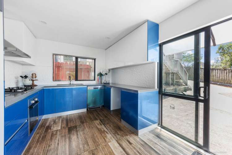 18 Panzic Place Glen Eden_14