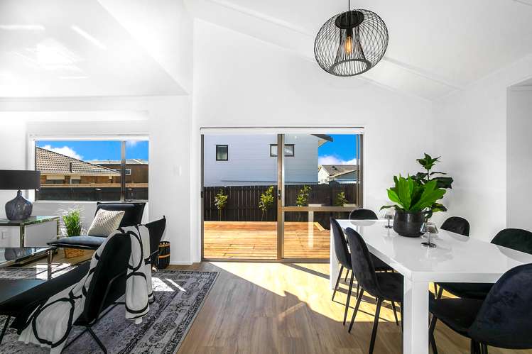 3/17 Oliver Street Point Chevalier_4