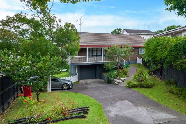 2/114 Gossamer Drive Pakuranga Heights_1