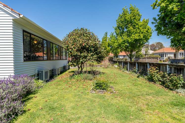 57 Jellicoe Drive Hamilton East_8