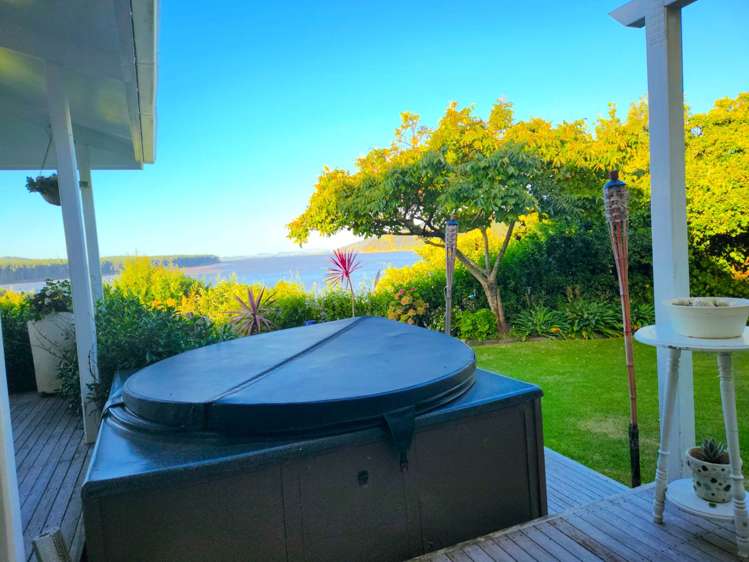 1 Cobourne Place Port Waikato_4