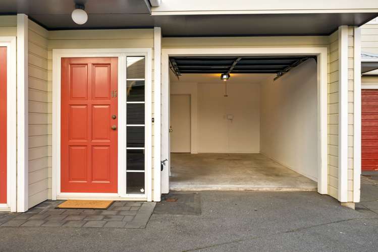 15/10 Colombo Street Newtown_14