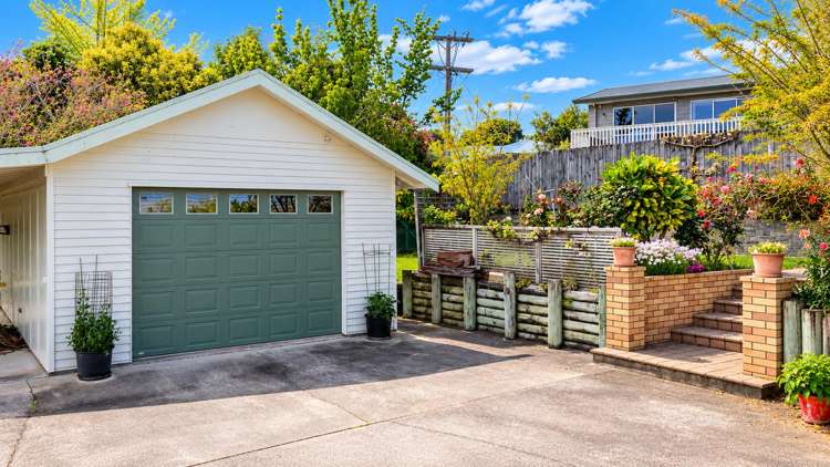 242 Tony Avenue Thames_17