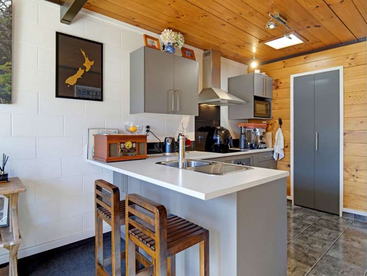 1/305 Nelson Street South Hastings Central_13