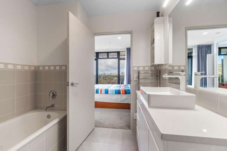 2F/38 James Cook Crescent Remuera_7