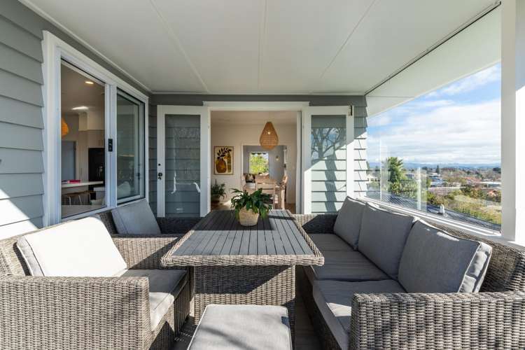 21 Busby Hill Havelock North_12