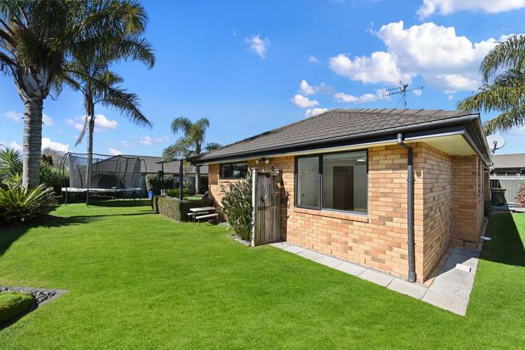35 Stoneleigh Drive Chartwell_23