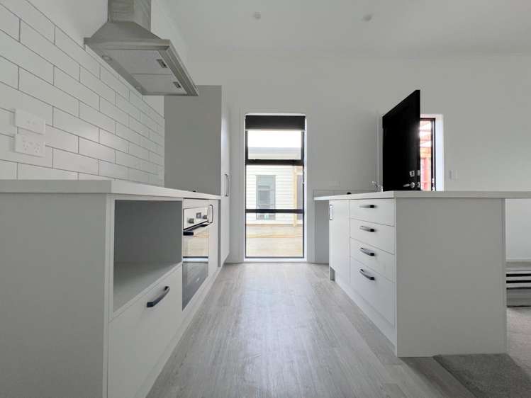 4/1087 Heaphy Terrace 10458_2