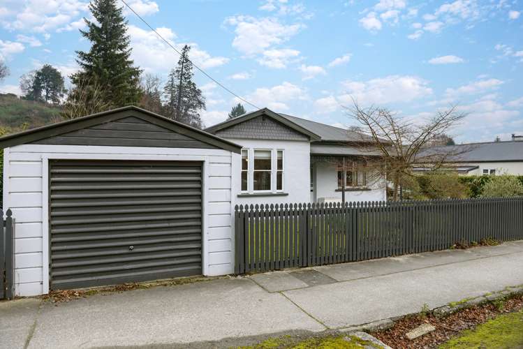 32 Whitehaven Street Lawrence_25