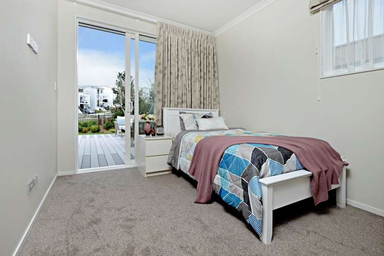 29 Arrowsmith Drive Flat Bush_8
