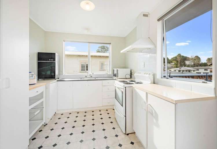 29 Cyril Cres 11426_7