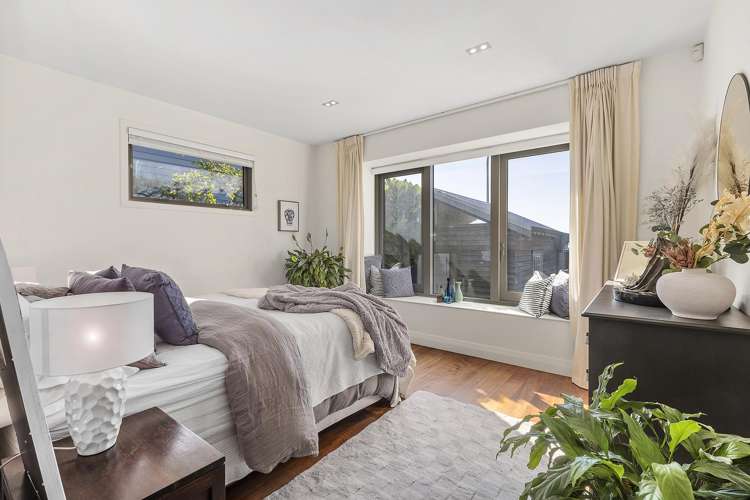 65 Marine Parade Seatoun_16