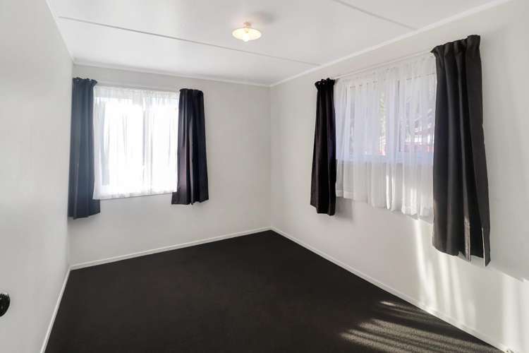 7 Puketapu Grove 1369_8