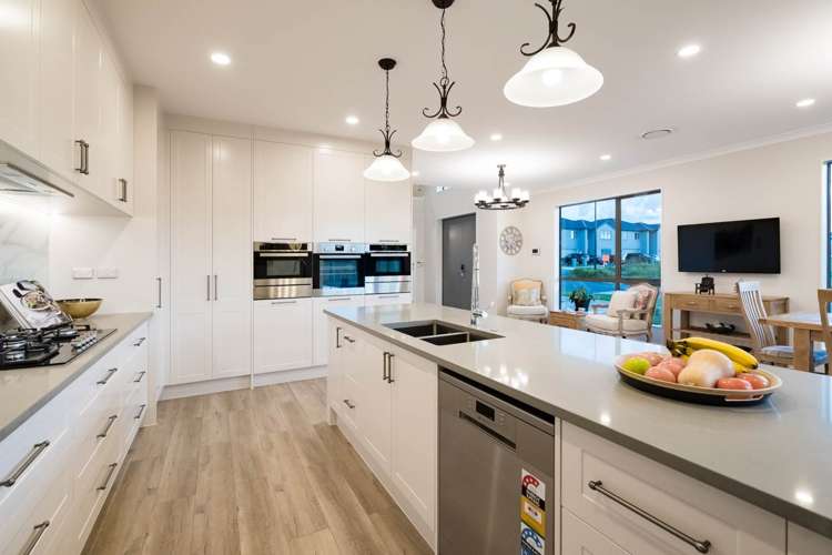 30 Horsefields Drive Flat Bush_7