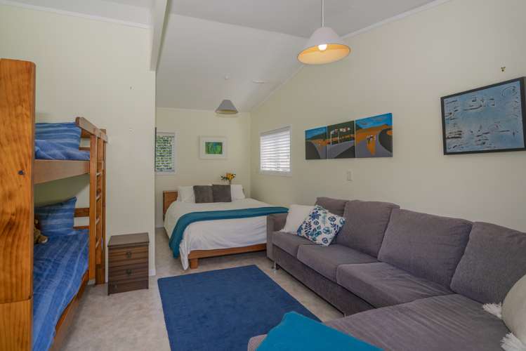 13 Wigmore Crescent Hahei_32