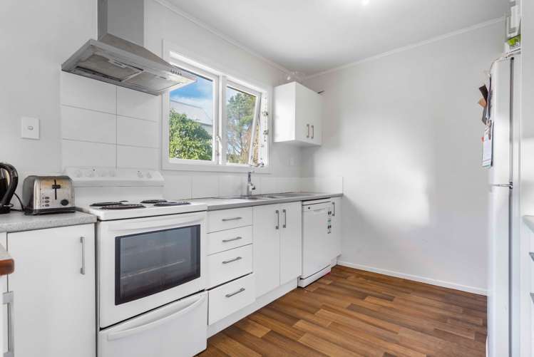 79 Sabulite Road Kelston_7