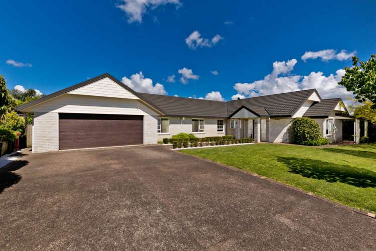 5 Kimberly Grove Greenhithe_1