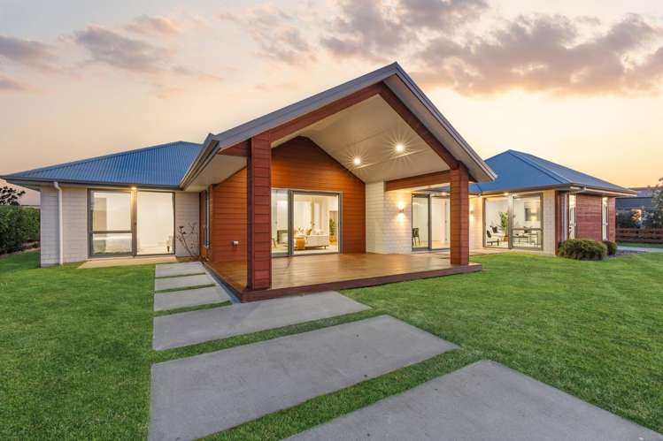 62 Alan Livingston Drive Cambridge_23