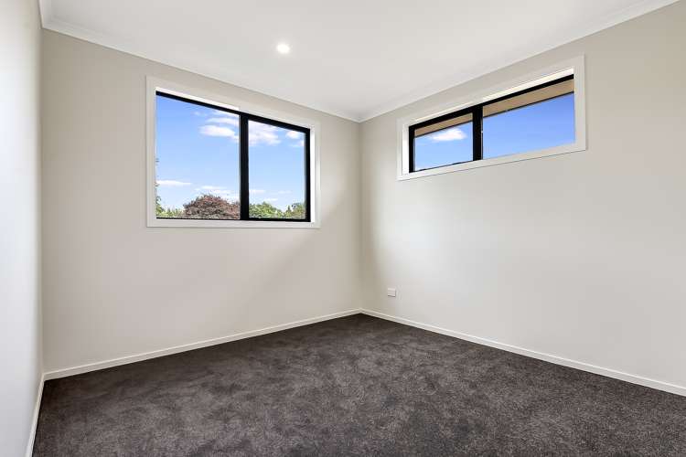 1/3 Edinburgh Road Hillcrest_12