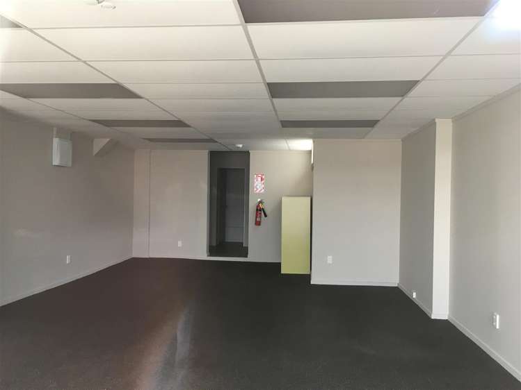 Ground Floor. Suite B, 31 Railway Avenue Alicetown_2