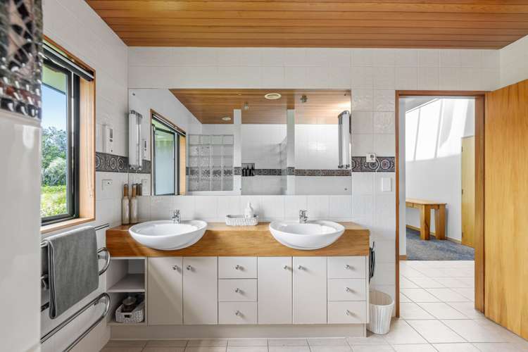 115 Grand Drive Orewa_13