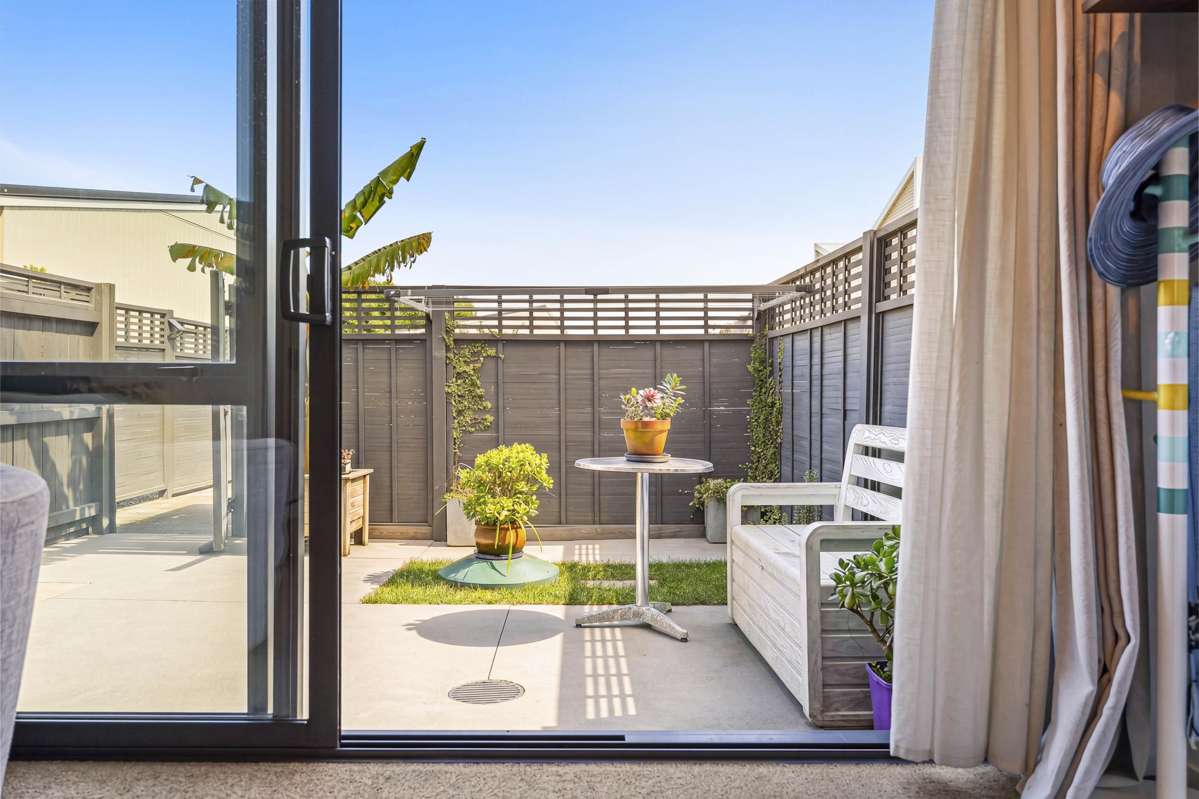 29 De Havilland Road_4