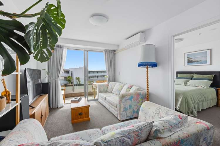 Apt 115/17 Link Crescent Stanmore Bay_2