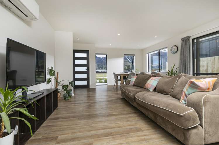 86 Longview Drive_4