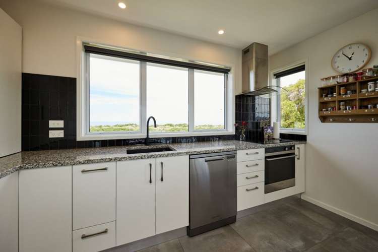 236b Beach Road Kaikoura_14