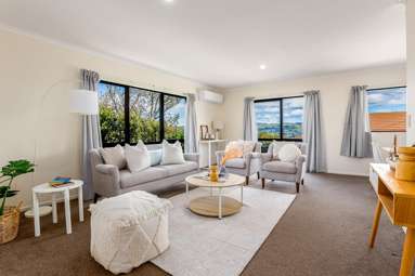 12A Hiwi Crescent_1