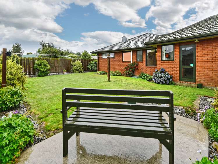 9a Devon Crescent Darfield_15