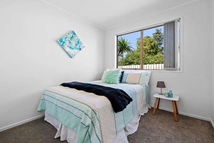 20A McKinstry Avenue Mangere East_13