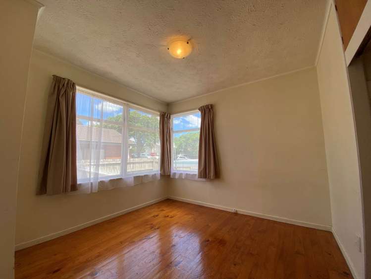 1/15 Thornton Road Milford_6