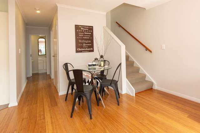 1/672 Whangaparaoa Road Stanmore Bay_4