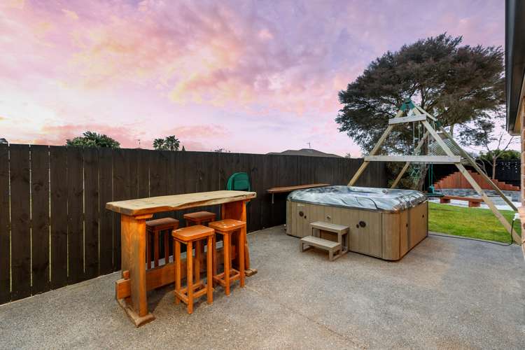 16 Coles Cove Papamoa_33