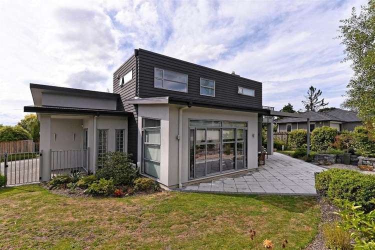 2 Lucy Murcott Place Stoke_4