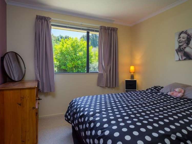 1827 Awatere Valley Road Awatere Valley_15